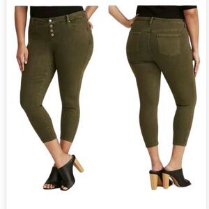 Torrid ultra skinny jeans stretchy cropped Green olive color size 20